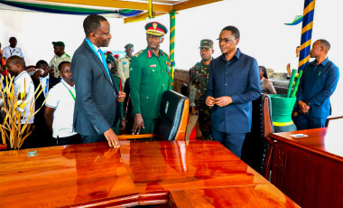 WAZIRI WA ULINZI NA JESHI LA KUJENGA TAIFA AIPONGEZA SUMAJKT KWA KUTOA AJIRA KWA VIJANA WA KITANZANIA